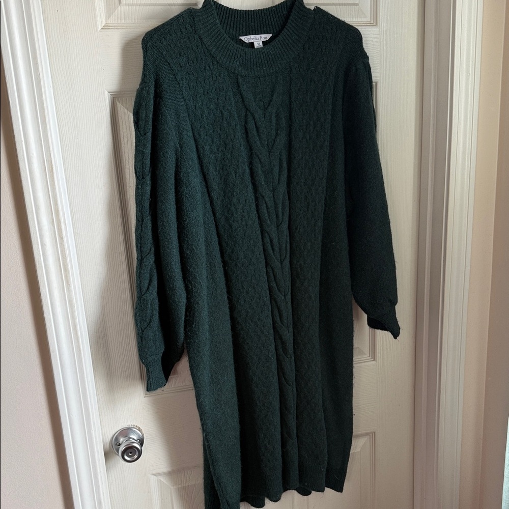 PLUS SIZE Cable Knit Dark Green Sweater Dress